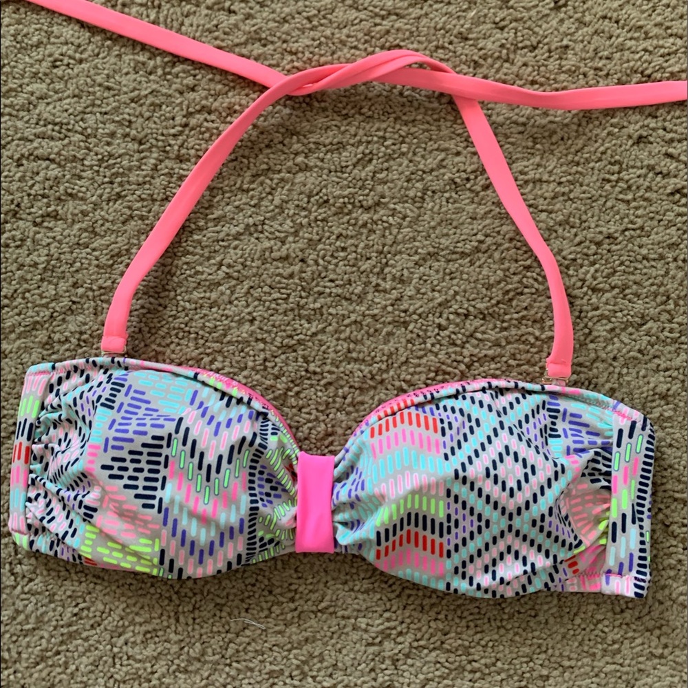 Pink Strapless bikini top